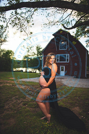 Kelly - Maternity_042620_0253