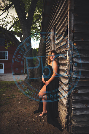 Kelly - Maternity_042620_0224