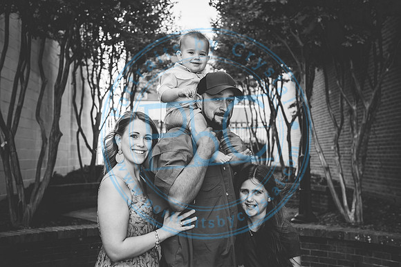 Amanda & Patrick - Spring 2020_051120_0031