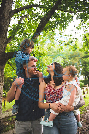 Criswell Family - Spring 2020_052820_0119
