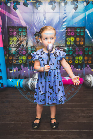 Erin - 3 Year_060520_0309