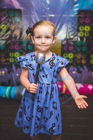 Erin - 3 Year_060520_0308