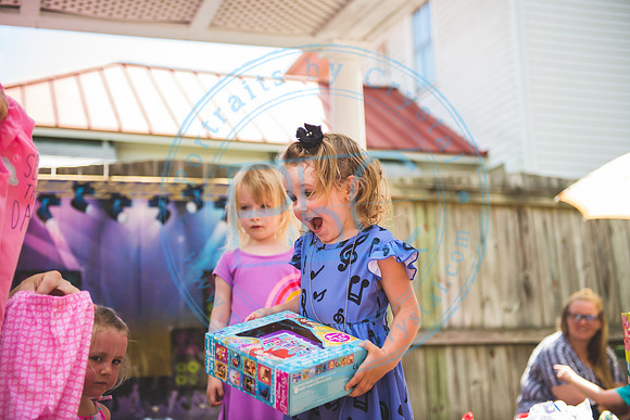 Erin - 3 Year_060620_0179