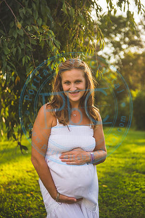 Carisa - Maternity_081820_0053