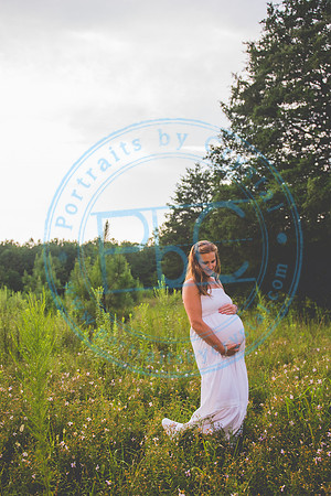 Carisa - Maternity_081820_0233_1