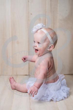 Skylar - 8 Month_022722_0200