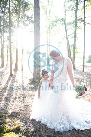 Anna - Bridal_090320_0015