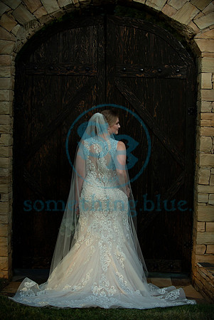 Anna - Bridal_090320_0322