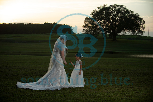 Anna - Bridal_090320_0384