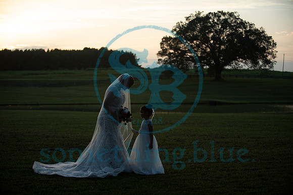 Anna - Bridal_090320_0402