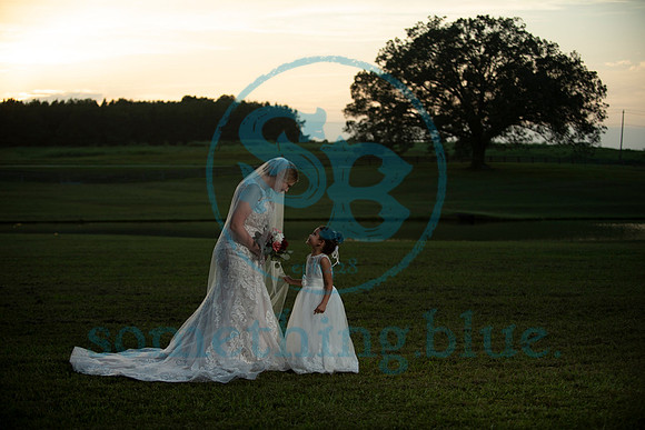 Anna - Bridal_090320_0405