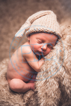 Joel - Newborn_091320_0370