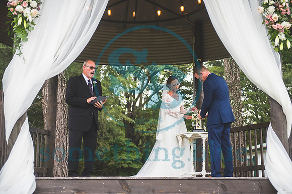 Lauren & Jared - Wedding Slideshow098