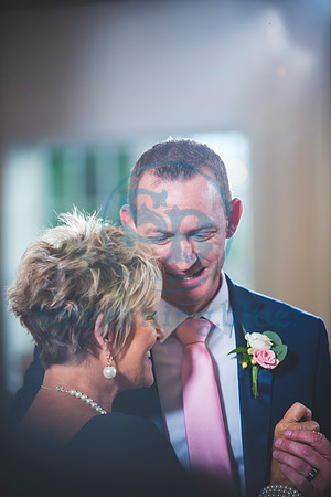 Lauren & Jared - Wedding Slideshow173