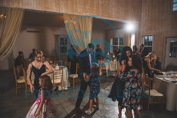 Lauren & Jared - Wedding Slideshow209