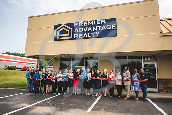 Grand Opening Premier Advantage Realty_050824_0212