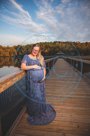 Ashley - Maternity_102220_0114