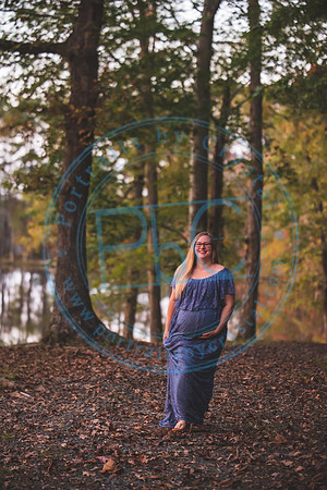 Ashley - Maternity_102220_0248