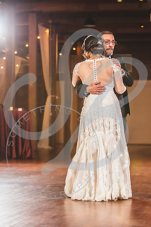 Melissa & Tim - Wedding Slideshow112721.243