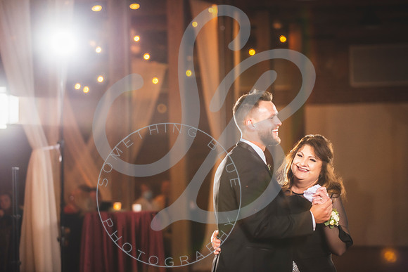 Melissa & Tim - Wedding Slideshow112721.258