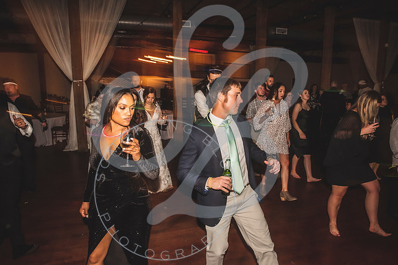 Melissa & Tim - Wedding Slideshow112721.340
