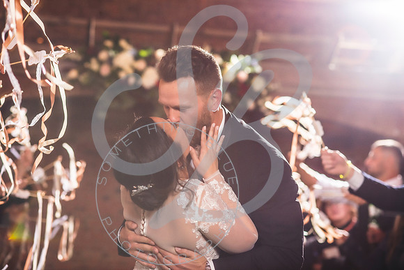 Melissa & Tim - Wedding Slideshow112721.357
