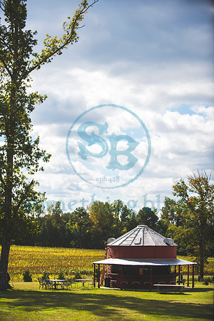 Kate & Tyler - Wedding Slideshow003