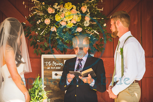 Kate & Tyler - Wedding Slideshow110