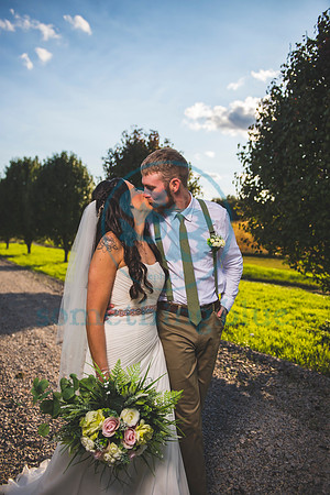 Kate & Tyler - Wedding Slideshow162
