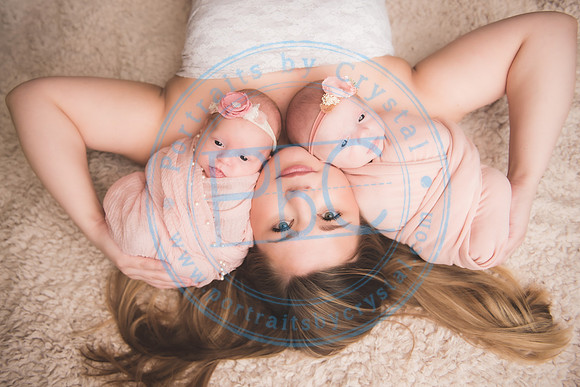 Ewing Twin Girls - Newborn_111320_0023
