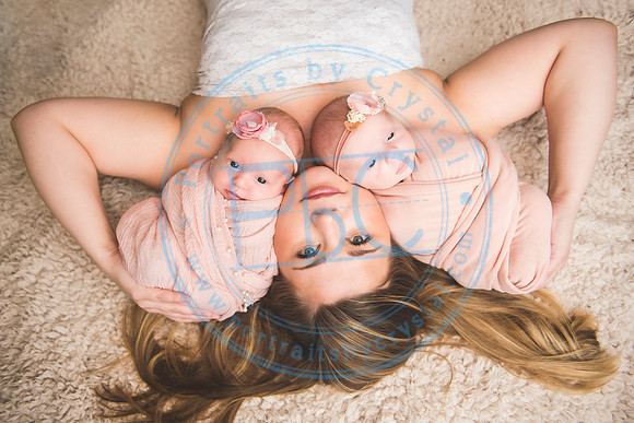 Ewing Twin Girls - Newborn_111320_0026