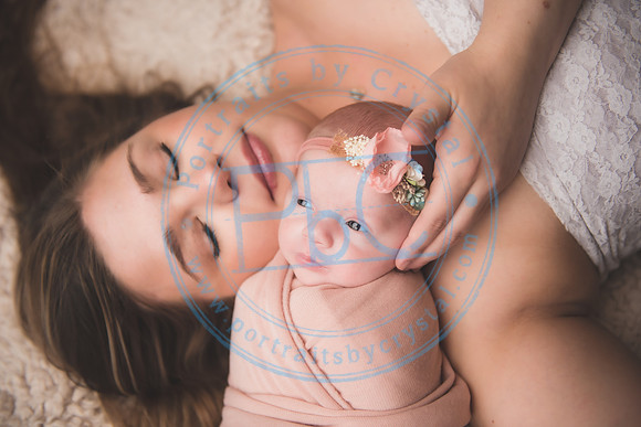 Ewing Twin Girls - Newborn_111320_0064