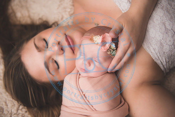 Ewing Twin Girls - Newborn_111320_0065
