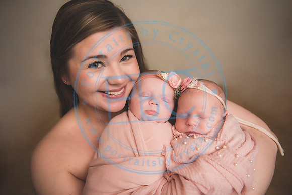 Ewing Twin Girls - Newborn_111320_0087