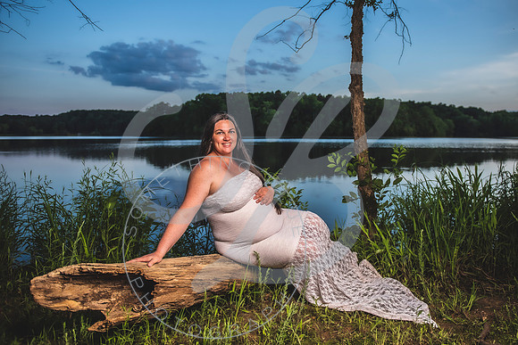 Rowe - Maternity_060422_0255