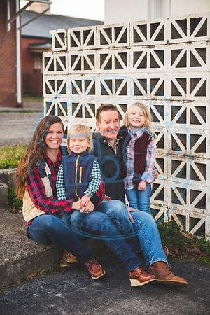 Halter Family - Winter 2020_120620_0060NewEdit