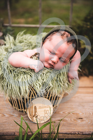 Rebecca - 1 Month_061522_0015
