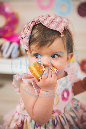 Olivia - Cake Smash_020721_0210