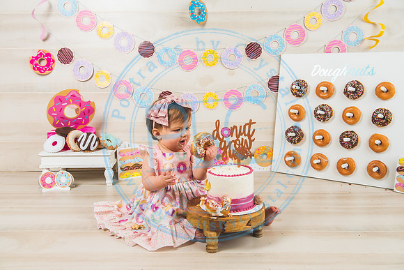 Olivia - Cake Smash_020721_0351