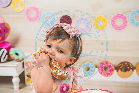 Olivia - Cake Smash_020721_0427
