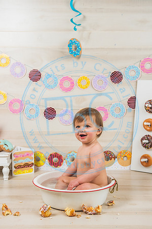 Olivia - Cake Smash_020721_0558