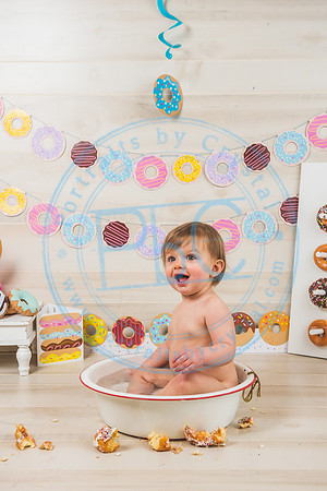 Olivia - Cake Smash_020721_0560