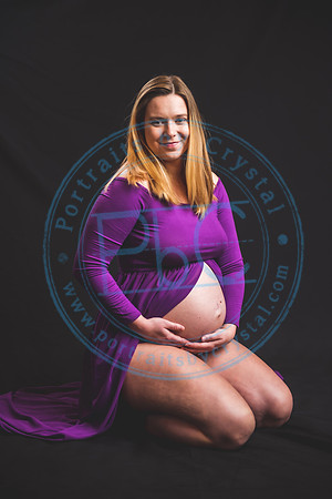 Carlee - Maternity_021221_0057