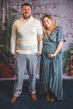 Carlee - Maternity_021221_0108