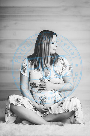 Carlee - Maternity_021221_0208