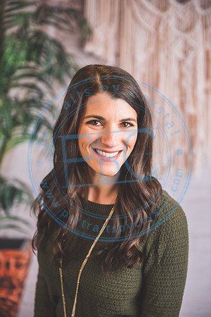 Danielle - Headshot Mini_022121_0020