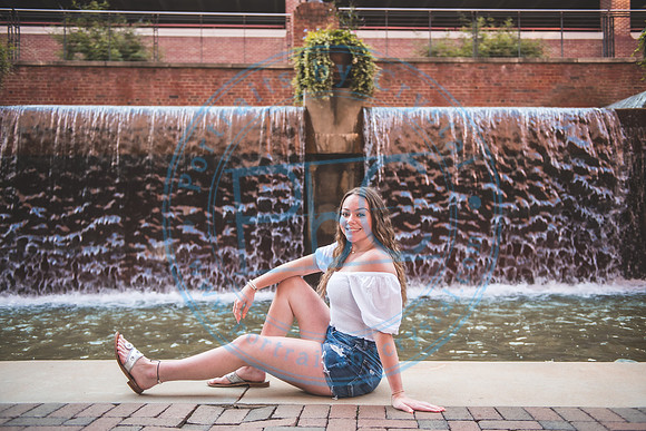 Kaleigh - Senior_072721_0022