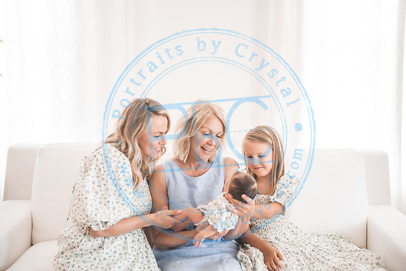 Gabie - Newborn080221.38