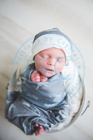 Declan - Newborn_080421_0209