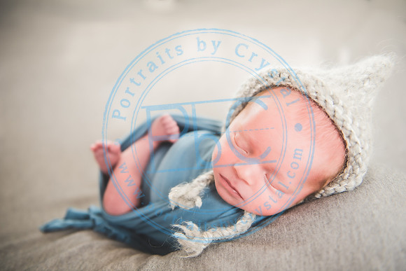 Declan - Newborn_080421_0333
